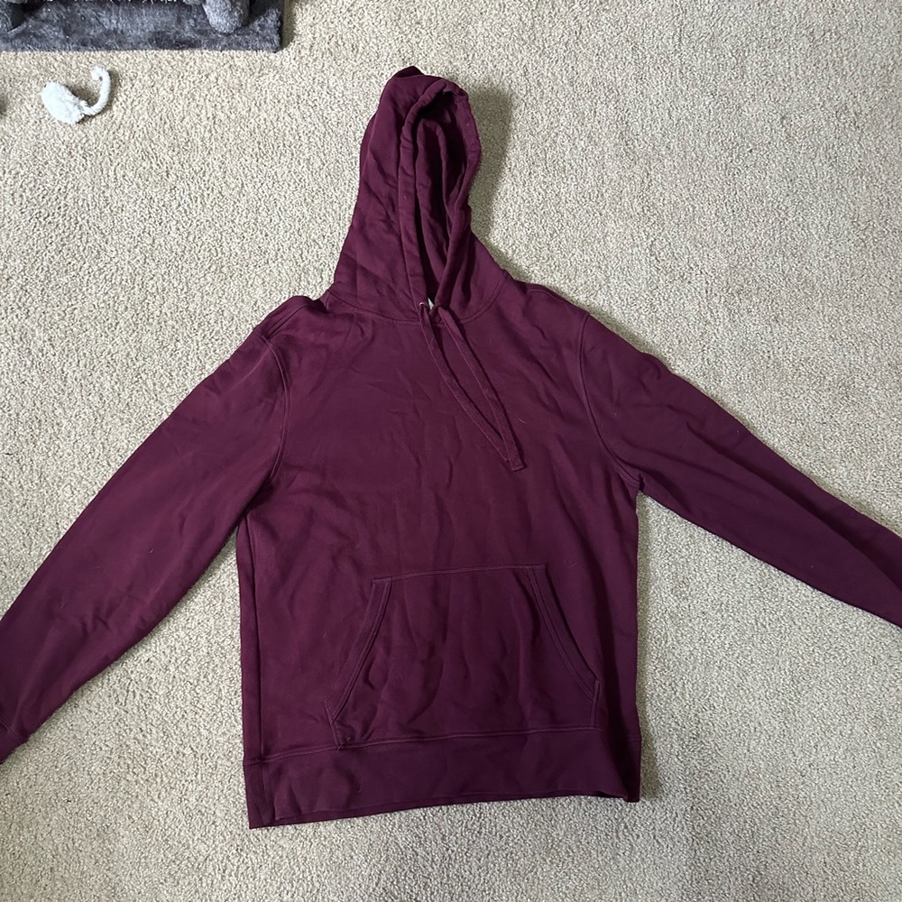 Maroon champion crewneck!